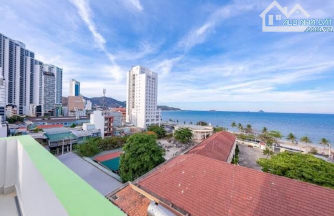 Bán tòa Nhà Căn Hộ sát Biển Hòn Chồng - 3