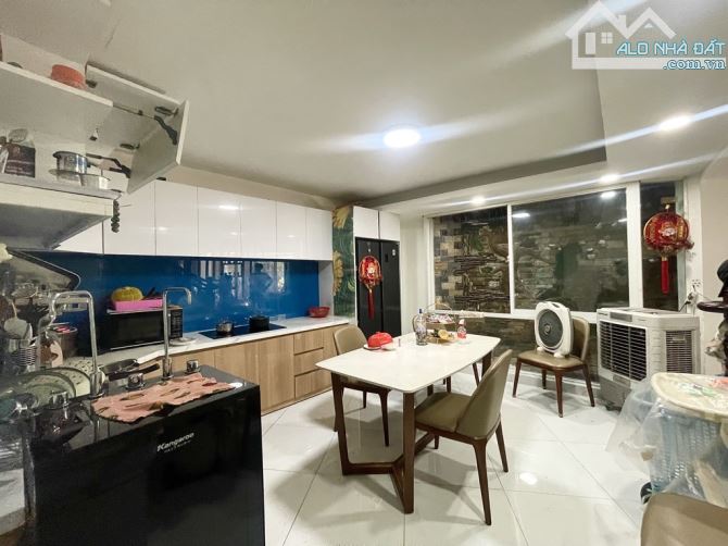 🔥Ô TÔ NGỦ NHÀ🔥- 5 TẦNG💥64M2💥 - NGANG 4M - NGUYỄN VĂN ĐẬU - CHỈ 10,5 TỶ - 3