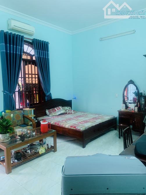 🏡 Cần bán Nhà mặt tiền (1T1L, 4PN, 3WC, sân đậu 5 ô tô) – Nguyễn Kim, P.4 – 180m² – 23 tỷ - 3