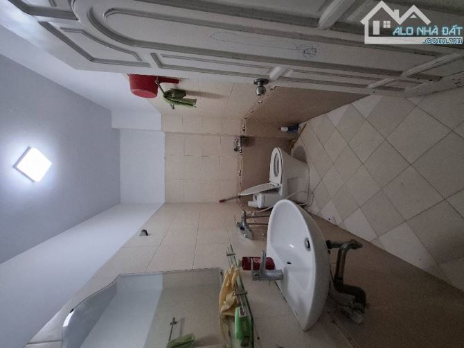 CẦN BÁN NHÀ CHÍNH CHỦ KHU VỰC HOÀNG HOA THÁM - BA ĐÌNH - HÀ NỘI 13TY5 - 3