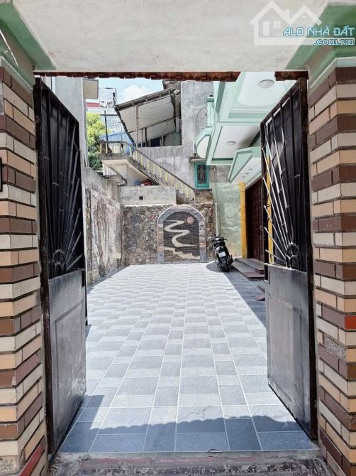 CĂN NHÀ NGÕ HÀN THUYÊN - P VI XUYÊN - TP NAM ĐỊNH - 3