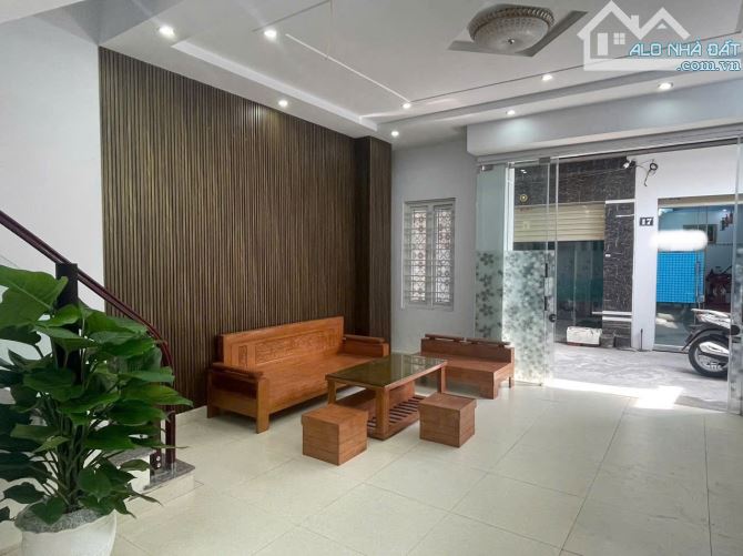 Bán nhà ngay phố Chợ Lũng Hoa Đằng Hải . Dt 40m2 xây 3,5 tầng. ( ngang 5,2m ) Ô tô vào cửa - 3