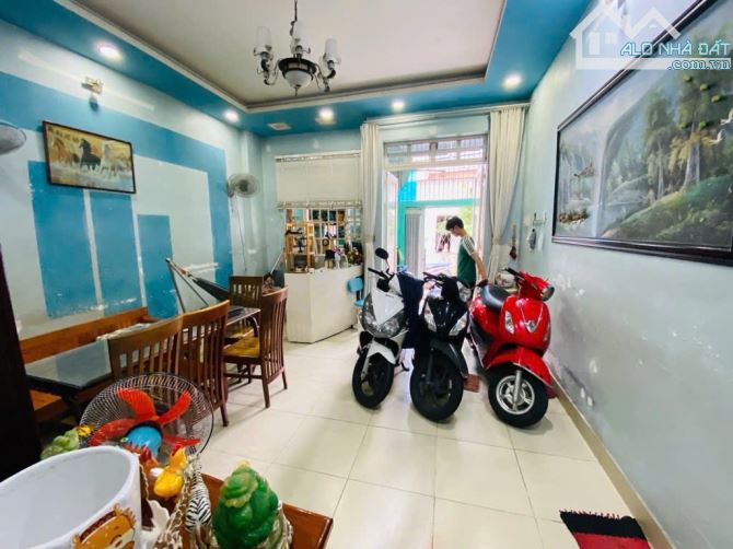 46m2 -shr - 1t1l - 3pn - gần vincom lê văn việt - chỉ 5 tỷ - 3
