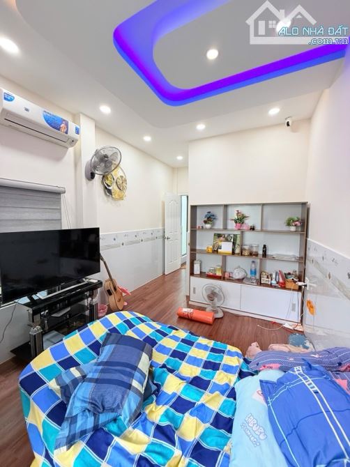 SIÊU PHẨM GÓC 2MT HXH 45M2 TRƯỜNG CHINH NGAY PANDORA 2 TẦNG NỞ HẬU TÀI LỘC CHỈ HƠN 6 TỶ XÍ - 3