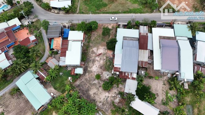 Siêu phẩm cần bán miếng đất 270m2 ở KP Lộc Vĩnh-Lộc Hưng-TRảng Bàng giá 1ty3xx triệu. - 3