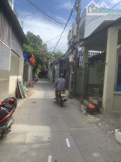 Bán nhà hai tầng kiệt ô tô Phạm Như Xương thông mọi hướng - 3