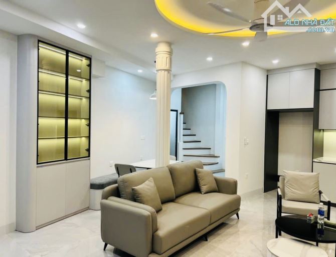 PHÚ MỸ - 51m2- 8,8 tỷ - Nở hậu - 3