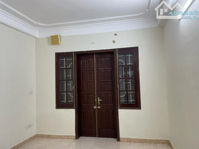 MỸ ĐÌNH - NGÕ 5M - 61M2 - 4 TẦNG - MẶT TIỀN 3.6M - CÁCH PHỐ 20M - 3