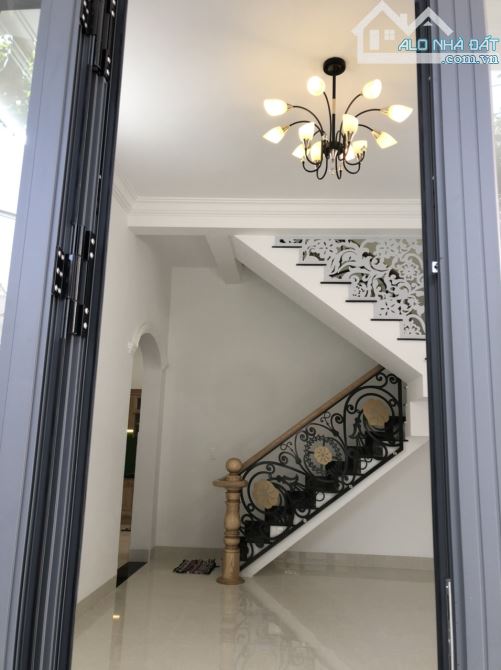 BÁN NHÀ ĐẸP 1TL_KT 9,9x10,8M_HƯỚNG ĐÔNG NAM_ĐƯỜNG NGUYỄN HỚI_VŨNG TÀU_GIÁ 11 TỶ - 3