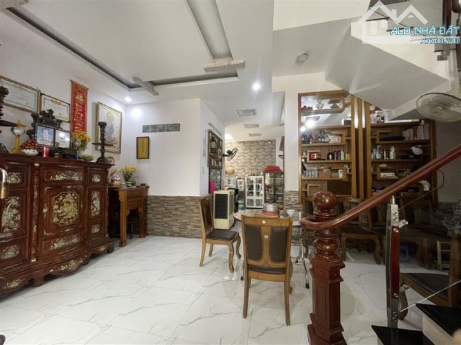 Bán biệt thự ngay Thống Nhất, phường 11, Gò Vấp, 170m2, ngang 7m, 3 tầng, giá 21 tỷ - 3