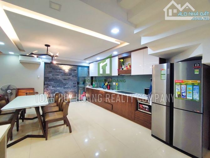 Nhà 4 tầng, 5 phòng ngủ, khu Nam Việt Á - B467 - 3