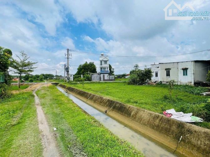 🌿 BÁN ĐẤT VƯỜN – XÃ TRUNG LẬP HẠ, CỦ CHI 🌿 GIÁ 620 TRIỆU DT 700m2 - 3