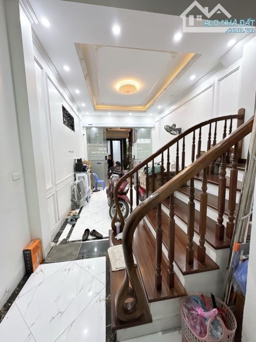 Cần Bán Nhà Đền Lừ -  Hoàng Mai : Vị Trí Đẹp - Ngõ Nông - Diện Tích Rộng - Dân Xây - 3