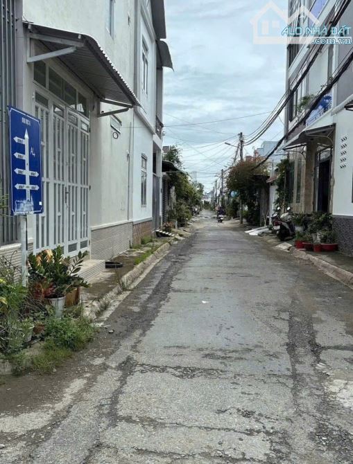 KẸT !!! Bán gấp nhà ở Bà Điểm Hóc Môn 5x16 ( 80m2 ) 790 TRIỆU Sổ hồng riêng sang tên - 3