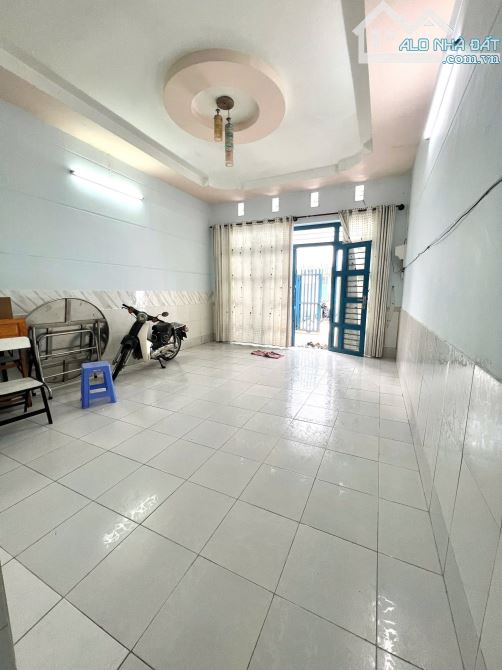 Cần bán gấp căn nhà 1/ Đ. Lê Lợi, Tân Hiệp, Hóc Môn 87m2 SHR giá 880tr - 3