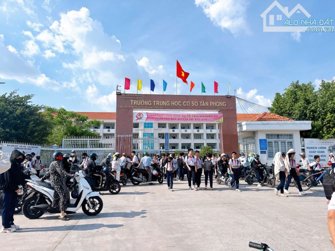 NP873 Bán biệt thự tâm huyết thuộc KDC P.Tân Phong. --- - 3