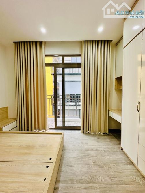 Mặt phố ,lô góc Nguyễn Trãi 58/60m 6T 20,5 tỷ ôtô tải đỗ ,dòng tiền. - 3