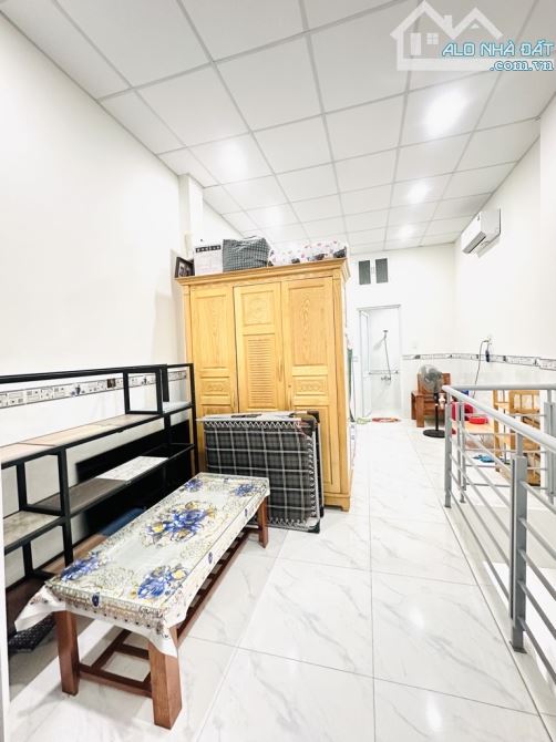 Nhà đẹp Thống Nhất, Gò Vấp, 35m2, 2 tầng, sổ riêng, chỉ 3 tỷ 59 - 3