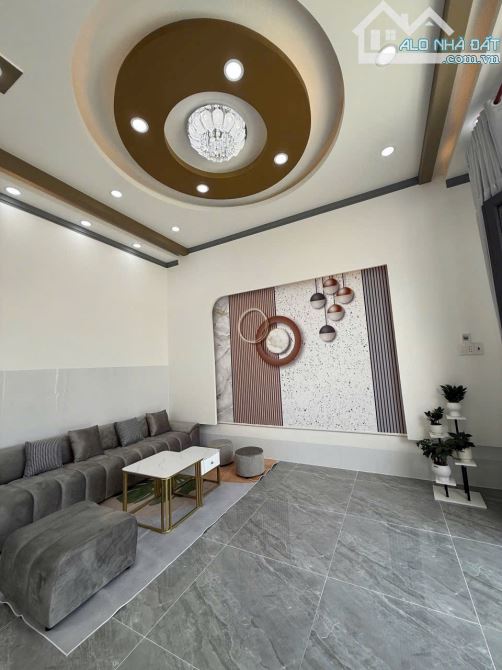 Cần bán nhà mới, hẻm Nguyễn Chí Thanh, Hoà Thành, Tây Ninh - 3