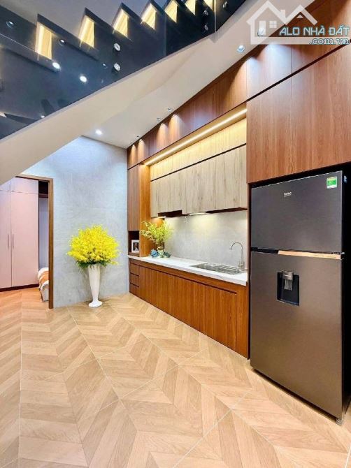 🏡 Nhà 2 tầng PHƯỜNG 14 , Gò Vấp HẺM XE HƠI THÔNG - NGAY EMART 2 - 3