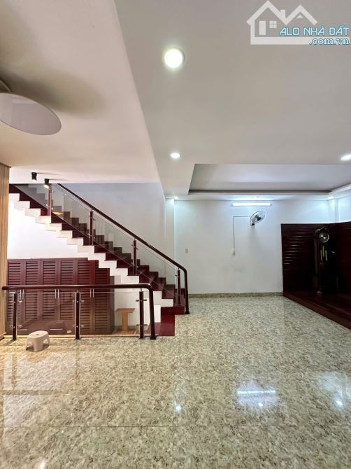 Mặt tiền kinh doanh Xô Viết Nghệ Tĩnh - Khu phố cũ - 6,5x20-9tỷ - 3