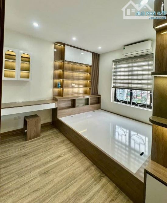 TRỊNH ĐÌNH CỬU - ĐỊNH CÔNG💥CHCC DTSD 72M - 3PN - FULL NỘI THẤT ĐẸP LONG LANH - SỔ ĐỎ CC - 3