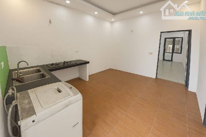 6.x tỷ/100 M2/ 5.6 M tiền/ Mặt Phố Trục Chính Liên Nghĩa - 3