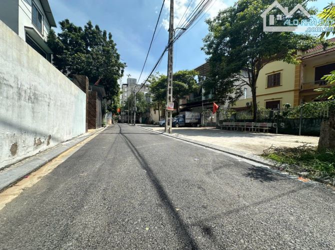 Hoa hậu nam hồng 71m đìa nam hồng Chỉ 6xtr/1m2   👉S71m  MT vs hậu 4m68  👉 đường đẹp 3m ô - 3