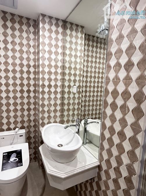 Bán siêu phẩm nhà Hoa Bằng, Cầu Giấy 62m2 7 tầng thang máy. ô tô tránh, sổ đẹp. 26,3 tỷ - 3