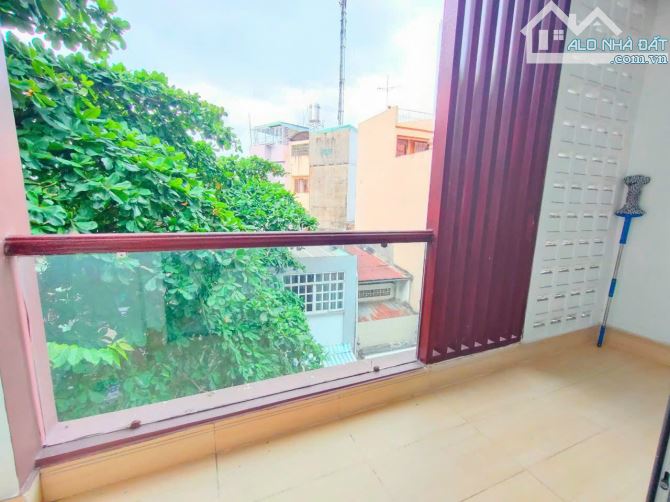 CHO THUÊ PHÒNG STUDIO BAN CÔNG – QUẬN 1, GẦN UEH, ĐẠI HỌC HOA SEN - 3