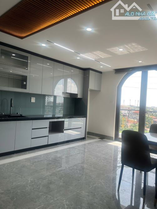 BÁN NHÀ NGÔ GIA TỰ – LONG BIÊN - 44M2 x 7 TẦNG – GIÁ 13 TỶ - 3