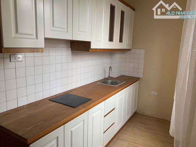 Căn hộ tại 148 Phố Huế, DT 60m2, 1 PN, giá 6tr/tháng - 4