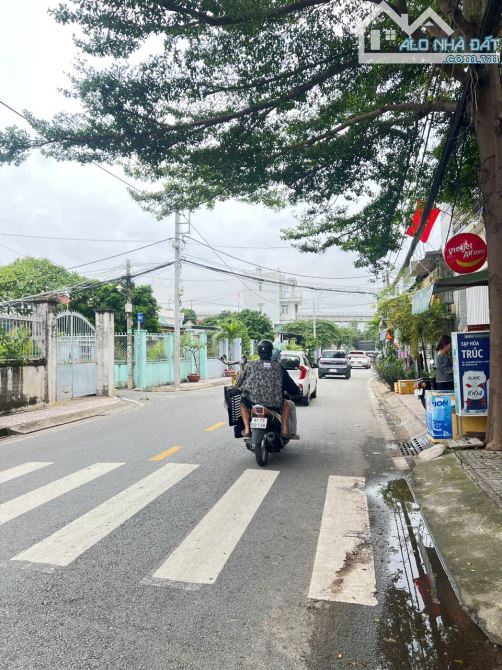 62m2 - shr - mặt tiền kinh doanh - 7.6 tỷ - ngay đại học hutech - ga metro - 3