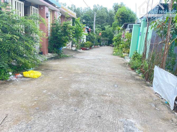 MỘT CĂN NHÀ TẠM PHƯỚC LONG ĐIỀN  CĂN NHÀ CẤP 4 XÂY Full  Dt 107 m 5x21 m thổ cư 80 m - 4