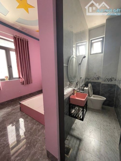CHỦ GỬI BÁN NHÀ 1 TRỆT 1 LÀU PHƯỜNG BIÊN HOÀ( hoá an củ). DT: 4x15=60M2. GIÁ: 3TỶ2 - 4