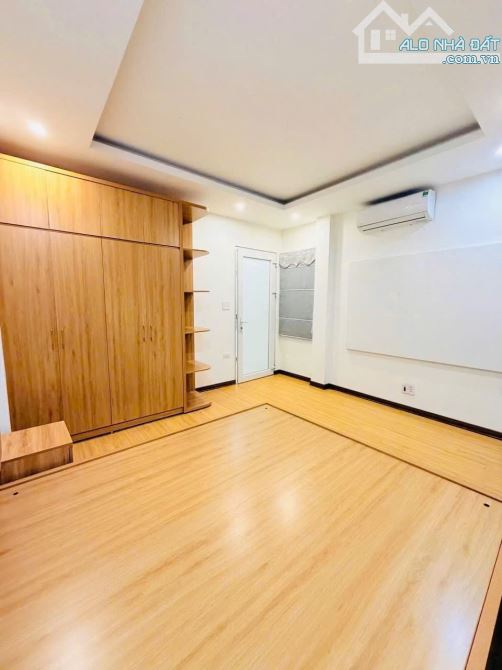 CHO THUÊ NHÀ NGUYÊN CĂN NGỌC THUỴ – 49m², 4 TẦNG, 5 NGỦ, GARA Ô TÔ MORNING – GIÁ 11 TRIỆU - 4