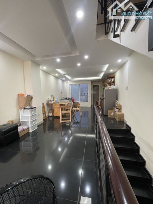 Gấp bán nhà Thủ Đức, 4 tầng, giá 8.8 tỷ, dt 72m2, gần Tô Ngọc Vân. - 4