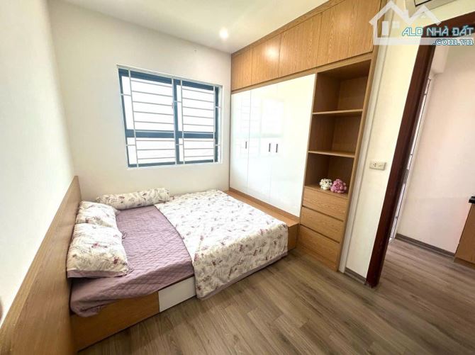Nhỉnh 3,5 Tỷ có ngay căn hộ 2PN - 2 WC 55M- Kim Văn Kim Lũ Full Nội Thất. - 4