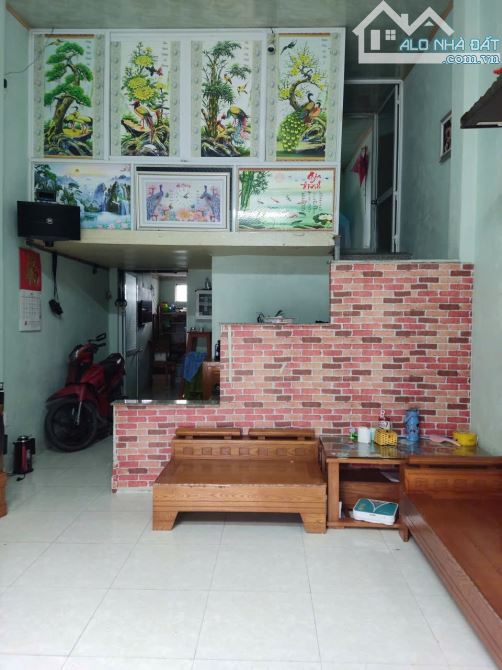 Bán nhà 1,5 tầng ngõ ô tô sân cổng Trang Quan An Đồng - 4