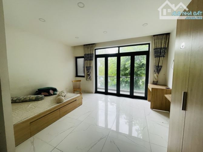 Nhà mặt tiền đường nhựa hiện hữu, khu dân cư sầm uất tiện kinh doanh nhiều ngành nghề. - 4