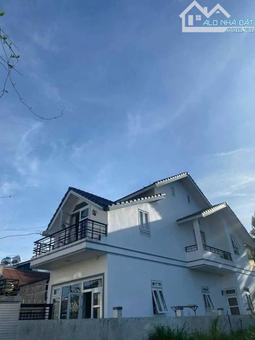 cho thuê villa phường 8 đà lạt view đẹp 12 triệu/tháng sân đậu ô tô 7 chỗ - 4