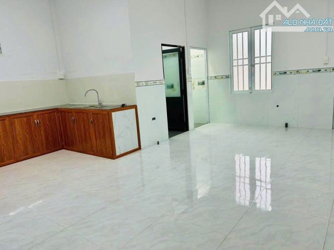 Bán nhà mặt tiền Bà Điểm Hóc Môn 6x20 ( 119m2 ) 820 TRIỆU Sổ hồng riêng đầy đủ - 4