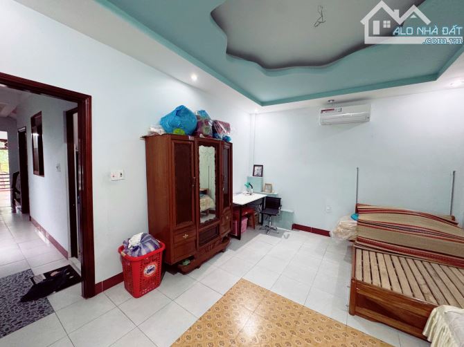 Bán nhà 3 tầng đường oto 6m Duy Tân thông Nguyễn Hữu Thọ. Dt 115m2 ngang 5m nhà ở tốt - 4