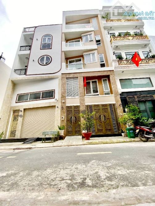 5,8 tỷ- bán nhà Bình Tân, 50m2- 4 tầng- 6pn- đường 8m- sổ riêng - 4