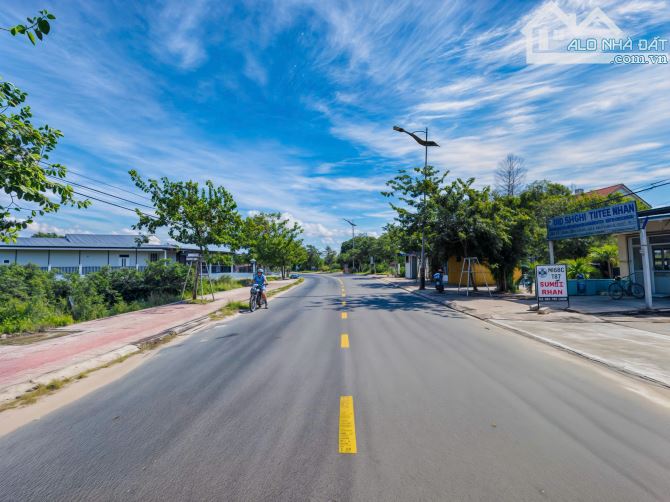 🌊 BÁN ĐẤT - MẶT TIỀN NGUYỄN DU - SÁT BIỂN CAM BÌNH - CHỈ 420 TRIỆU/MÉT NGANG 🌊 - 4