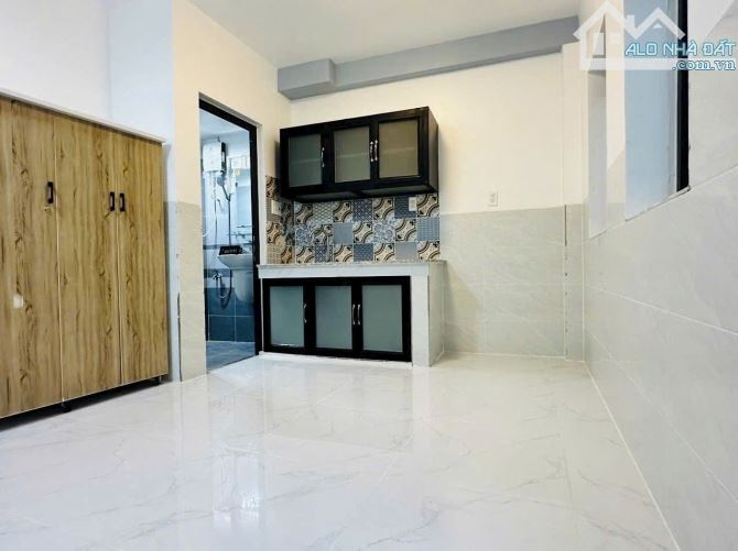 CHDV - LINH TRUNG - THỦ ĐỨC - 5 TẦNG - 90TR/THÁNG - GIÁ TỐT KHU VỰC - 4