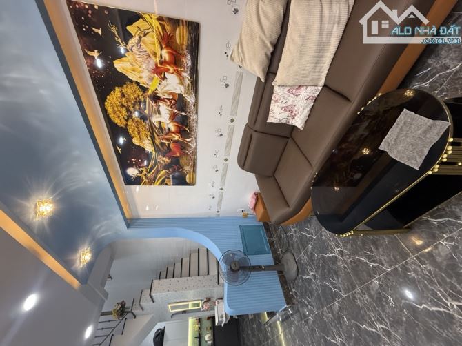 SIÊU PHẨM GÓC 2MT HXH 45M2 TRƯỜNG CHINH NGAY PANDORA 2 TẦNG NỞ HẬU TÀI LỘC CHỈ HƠN 6 TỶ XÍ - 4