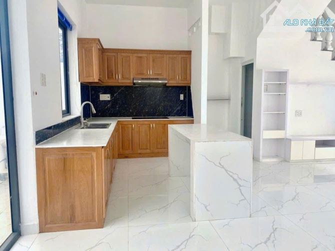 Nhà Góc 2 Mặt Tiền-Nguyễn Văn Tuôi- The Pearl Riverside - Nhỉnh 4 Tỷ - 4