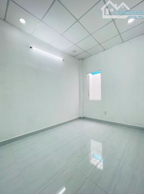 BÁN NHÀ SÁT MẶT TIỀN ĐƯỜNG ĐHT05 – THÔNG SONG HÀNH, TRƯỜNG CHINH – TRUNG TÂM QUẬN 12 - 4