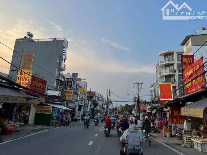 Bán nhà mặt tiền kinh doanh Nguyễn Văn Tăng Quận 9 DT 12 x 41 = 500m2 - 4